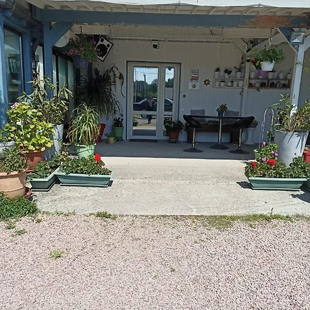 Bed & Breakfast Les Du Rochereuil *