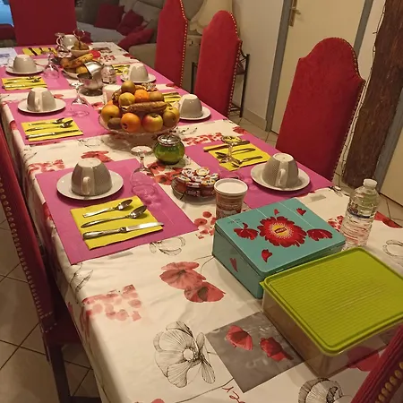 Les Du Rochereuil Bed & Breakfast Bedee